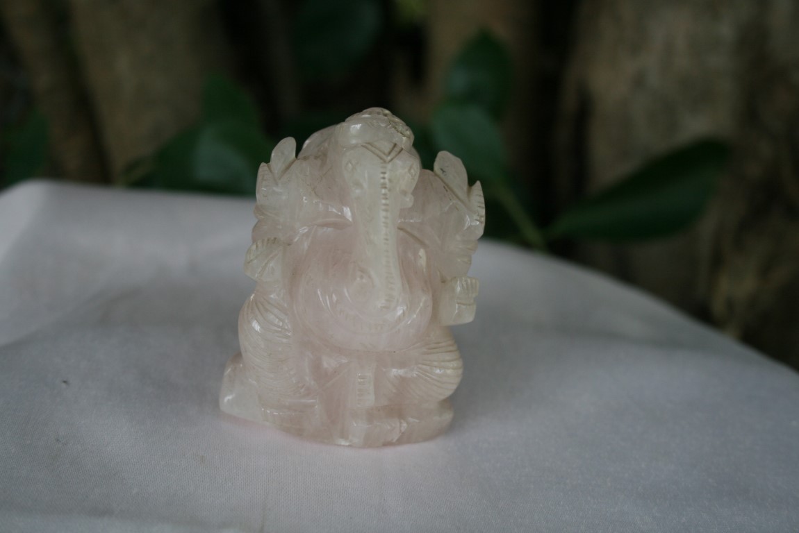 Rose Quartz Ganesha helps accept love in your life 4547